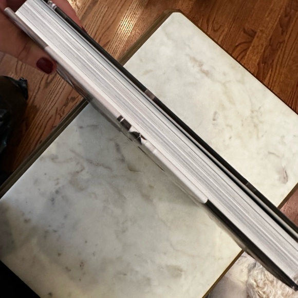 Nate Berkus Book: The Things that Matter -NEW - Picture 8 of 13